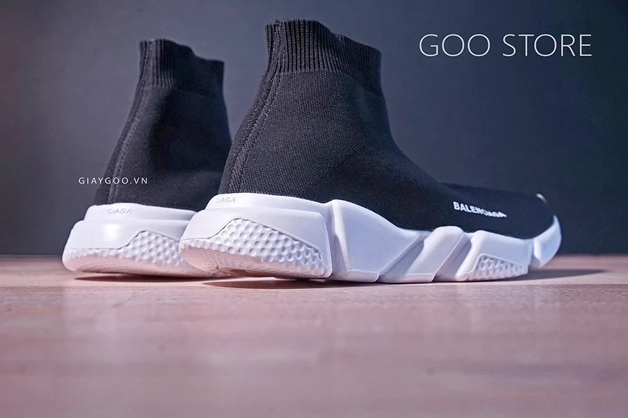 Giày Balenciaga đen trắng Speed Trainer