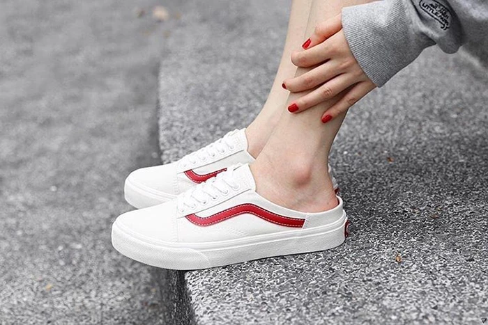 Bắt kịp hot trend với loạt giày Vans đạp gót cực xịn