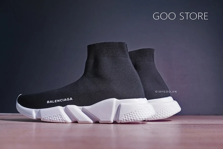 Giày Balenciaga đen trắng Speed Trainer
