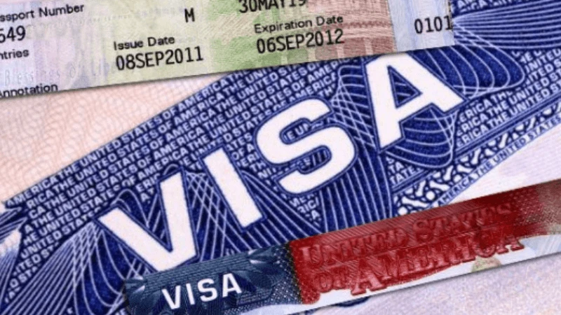 Đi máy bay cần giấy tờ gì? Tổng hợp quy định MỚI NHẤT 2024