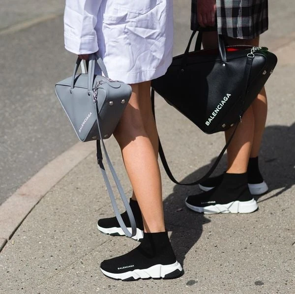 Giày Balenciaga đen trắng Speed Trainer