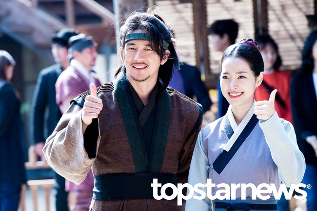 Hoa trong ngục: Bộ phim mới gây sốt tại Hàn Quốc