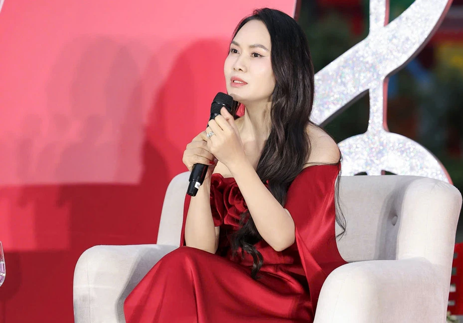 NSND Mai Hoa: Danh hiệu 'nữ hoàng nhạc phim' đã khép lại, cuộc đời đã sang trang