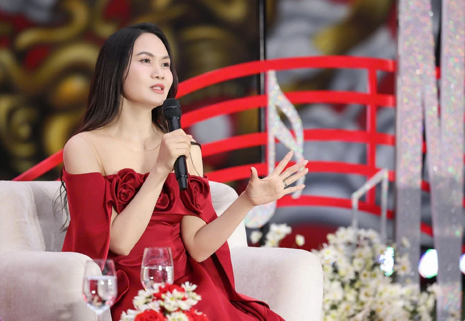 NSND Mai Hoa: Danh hiệu 'nữ hoàng nhạc phim' đã khép lại, cuộc đời đã sang trang