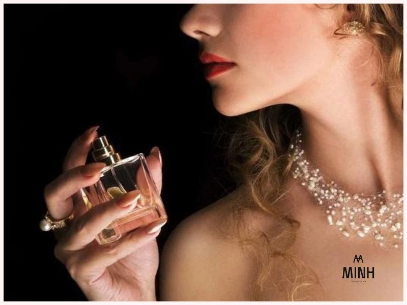 Điểm tên 10+ chai nước hoa nữ bán chạy nhất 2024
