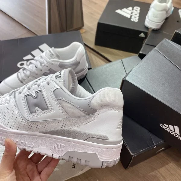 Giày New Balance 550: Khám Phá Lịch Sử và Thiết Kế