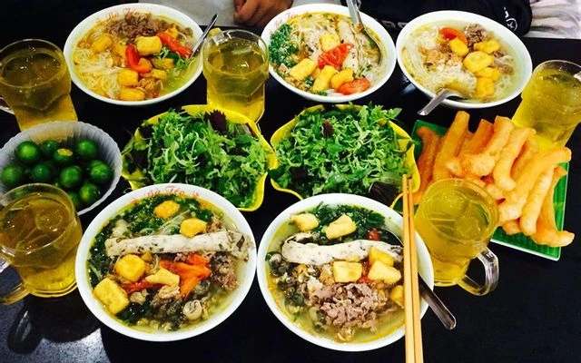 Ăn Gì Ở Cầu Giấy? Thử Ngay 20 Quán Ăn Ngon Ở Cầu Giấy Gây Sốt Hiện Nay | Vincom