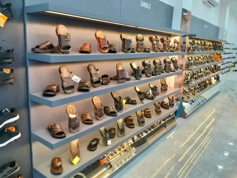 13 thương hiệu giày Local Brand được yêu thích nhất