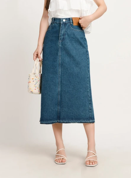 Chân váy jean dài phối với giày gì cho đẹp nhất