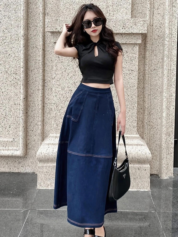 Những Phong Cách Phối Đồ Với Chân Váy Jean Dài HOT Nhất Năm Nay