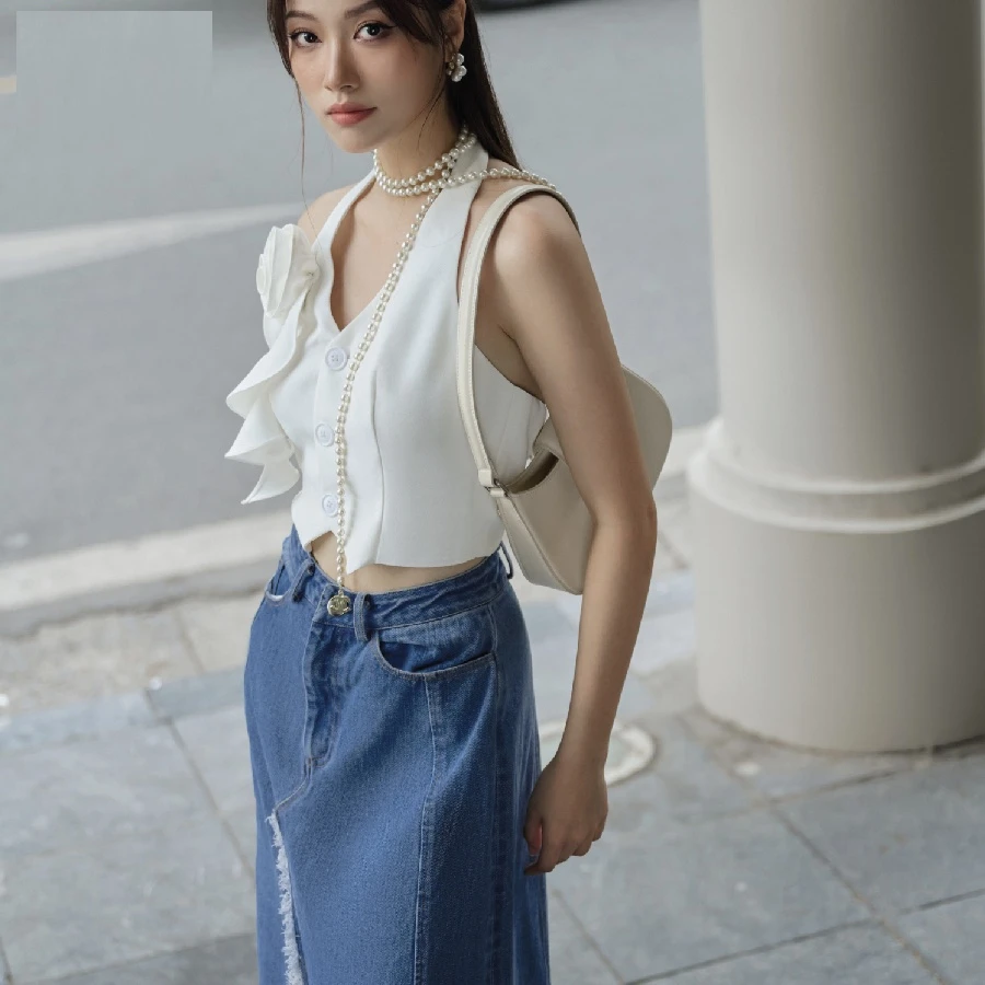 Những Phong Cách Phối Đồ Với Chân Váy Jean Dài HOT Nhất Năm Nay